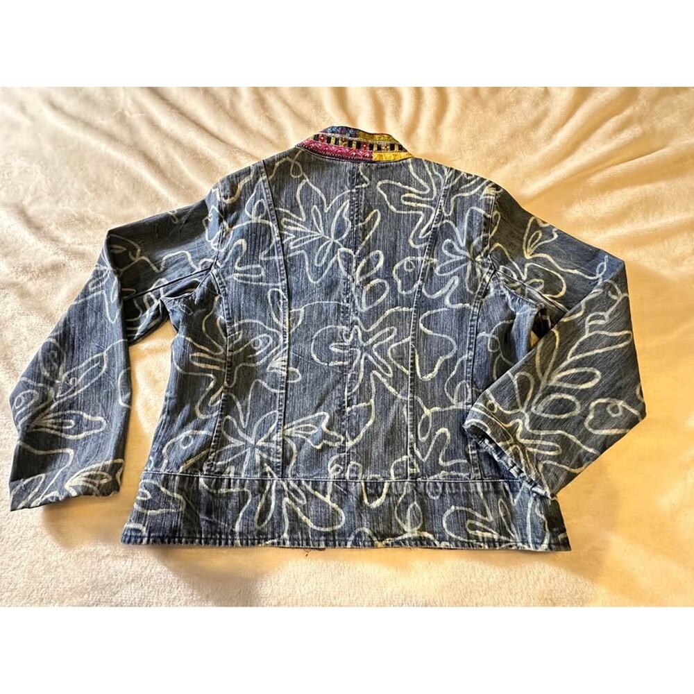 Vintage Chicos Denim Jacket Floral Boho Art Unique Southwestern Size 1‎ Boho y2k - Picture 5 of 8